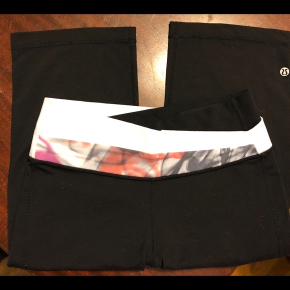 lululemon athletica Pants - 🍋Lululemon Astro Capris Size 6